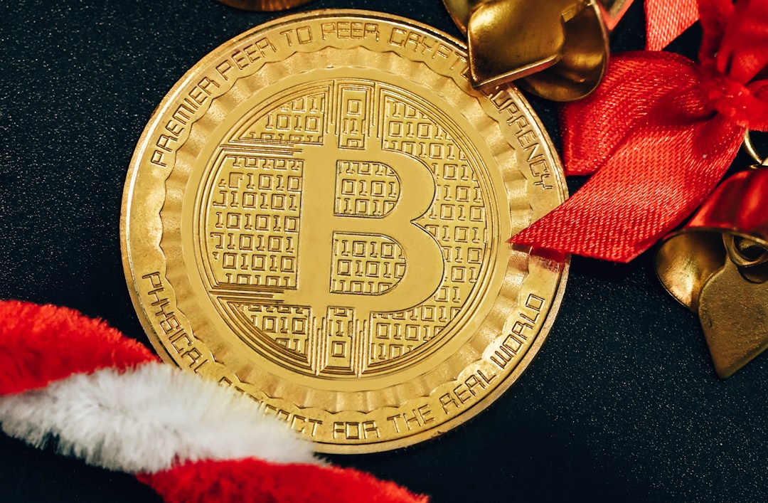 lrHYR4HhCA Vault of Crypto